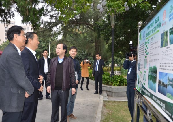 1542155979269444.jpg 广西壮族自治区党委书记彭清华视察888电子游戏项目2-ae109b09-67cc-4f3a-ba91-8f21b56ba4c6.jpg