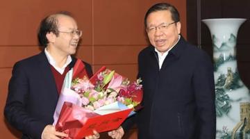 要闻 | 区市各级向导慰问888电子游戏高条理人才